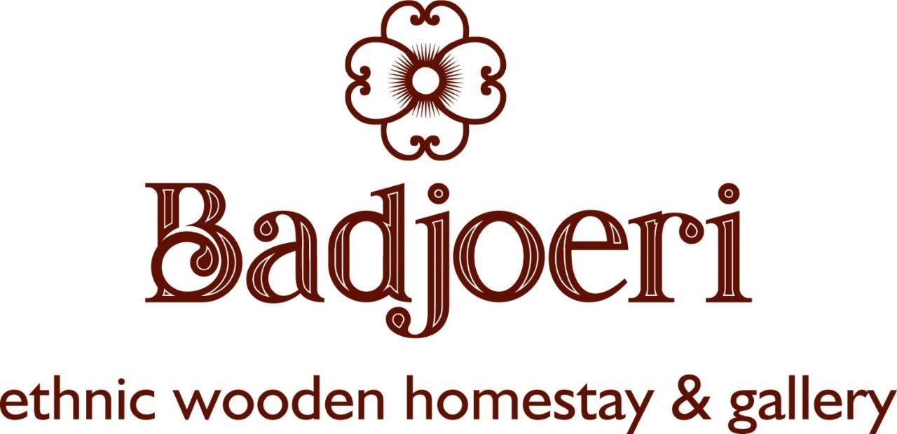 Badjoeri Ethnic Wooden Homestay Bandung Zewnętrze zdjęcie