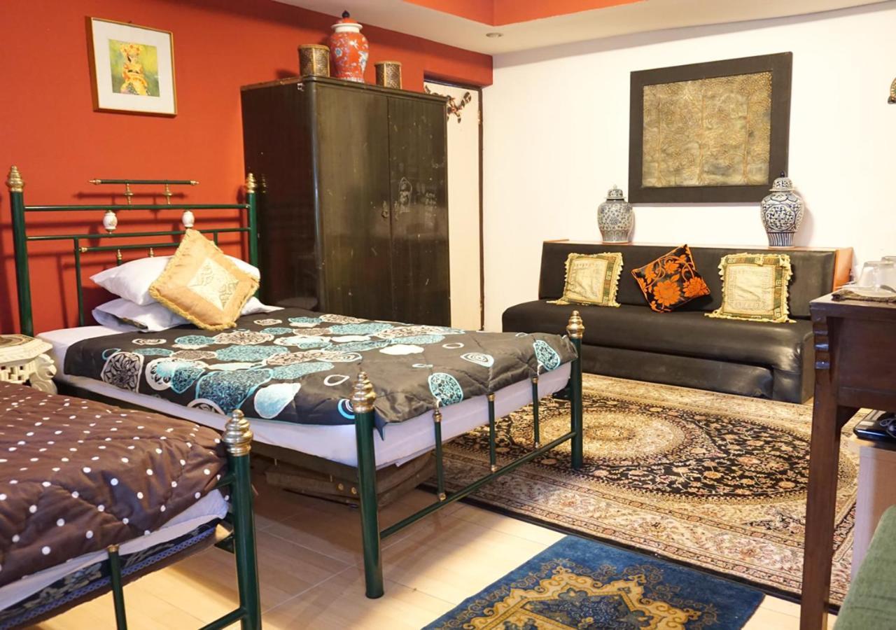 Badjoeri Ethnic Wooden Homestay Bandung Zewnętrze zdjęcie